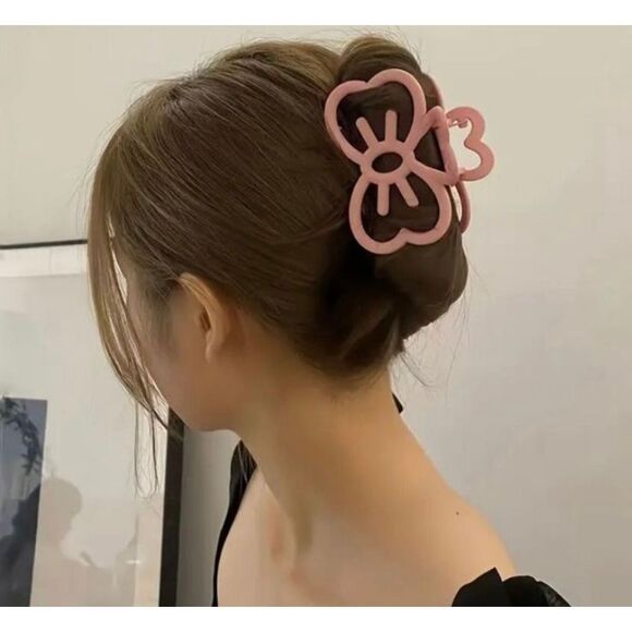 NWT Hello Kitty Set Of 3 Hair Bow Claw Clips Pink~Purple~Green - Picture 5 of 8